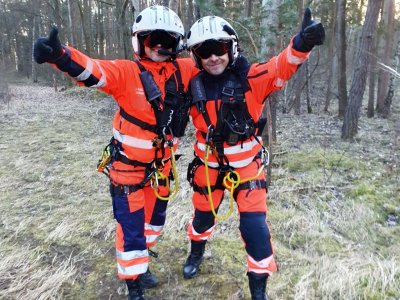 VÝCVIK POSÁDEK LZS JČK PRO ZÁSAHY V NEPŘÍSTUPNÉM TERÉNU